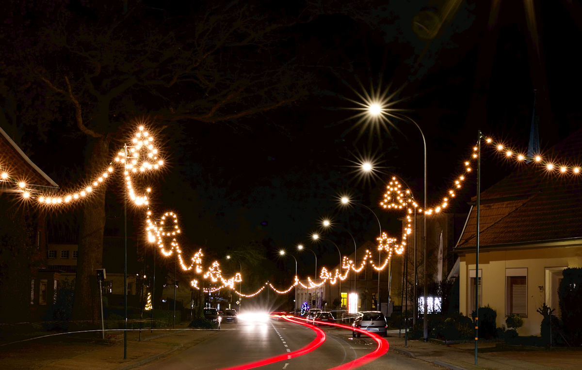 weihnachten, dinklage, weihnachtsbeleuchtung, festbeleuchtung, straßenbeleuchtung, illumination, straßenschmuck, ortsbild, straßenbild