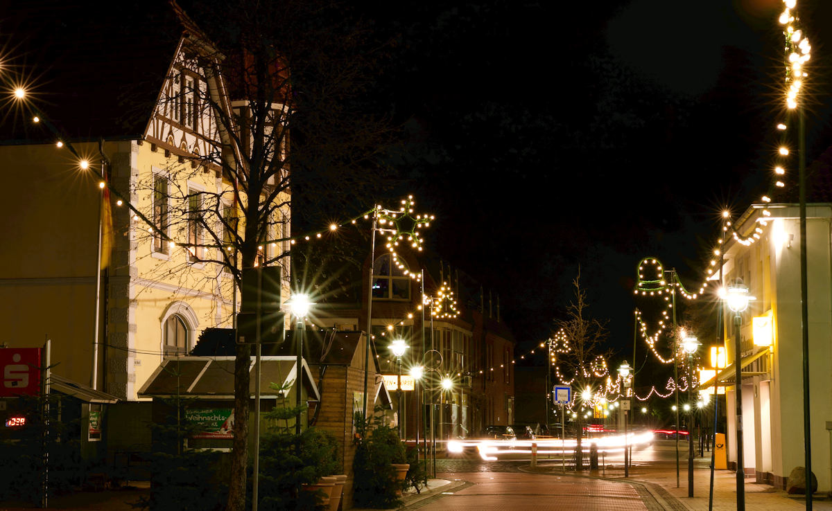 weihnachten, dinklage, weihnachtsbeleuchtung, festbeleuchtung, straßenbeleuchtung, illumination, straßenschmuck, ortsbild, straßenbild